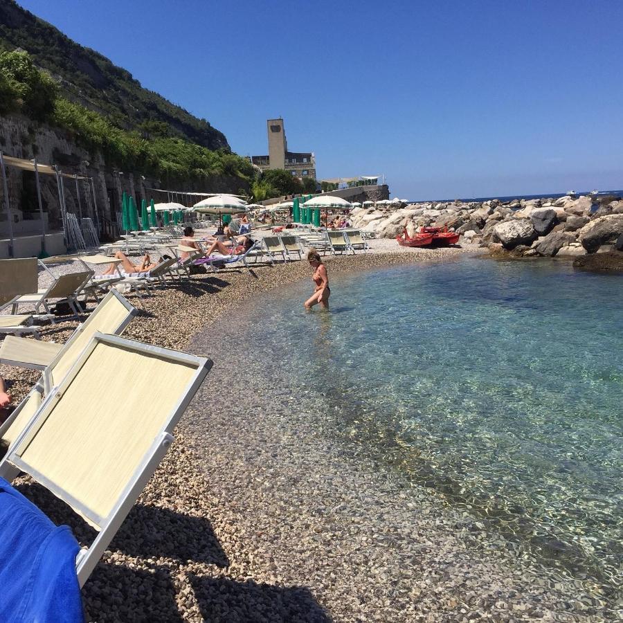Stabia Holiday House Кастелламмаре-ди-Стабия Экстерьер фото