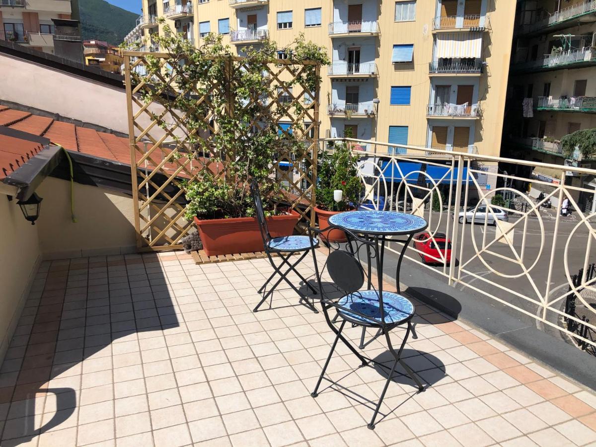 Stabia Holiday House Кастелламмаре-ди-Стабия Экстерьер фото